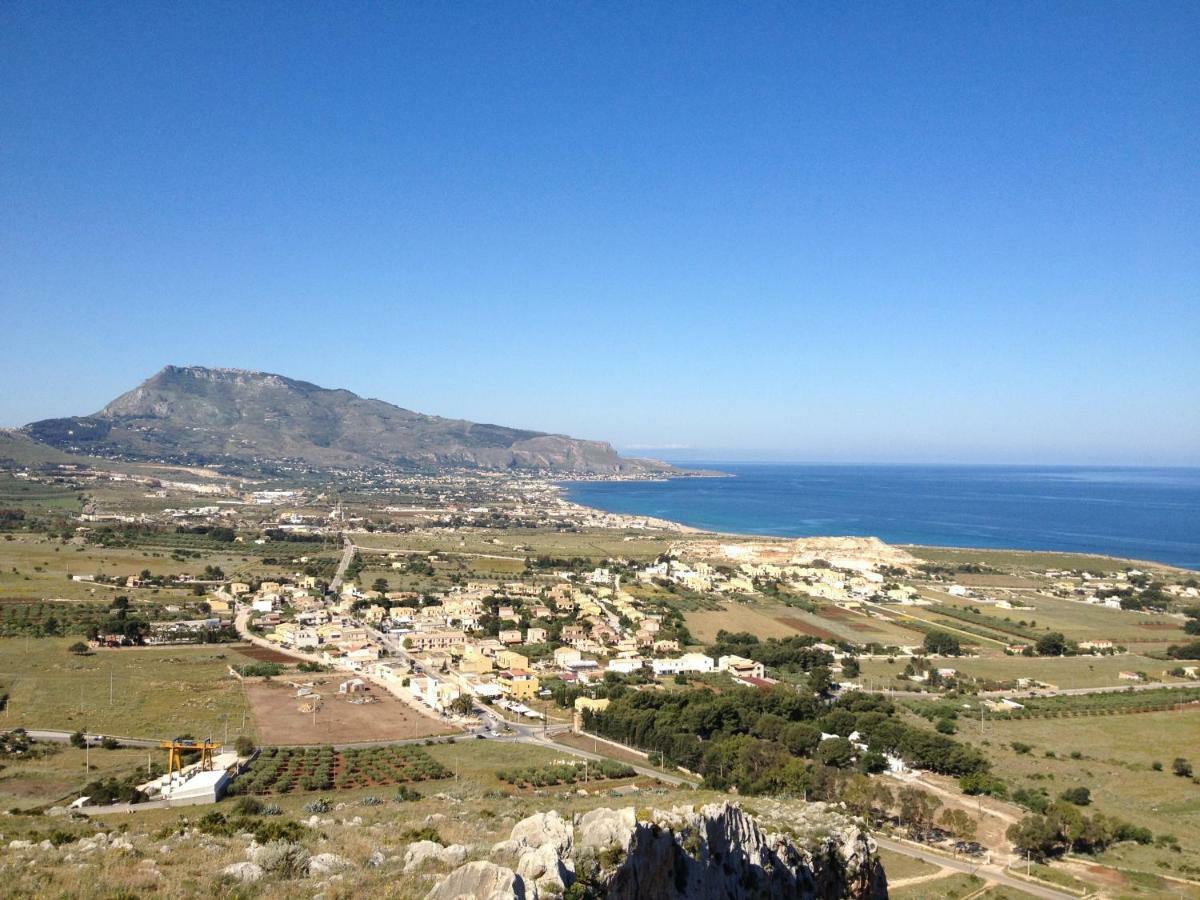 Casa Vacanza Nonna Sarina Custonaci Buitenkant foto