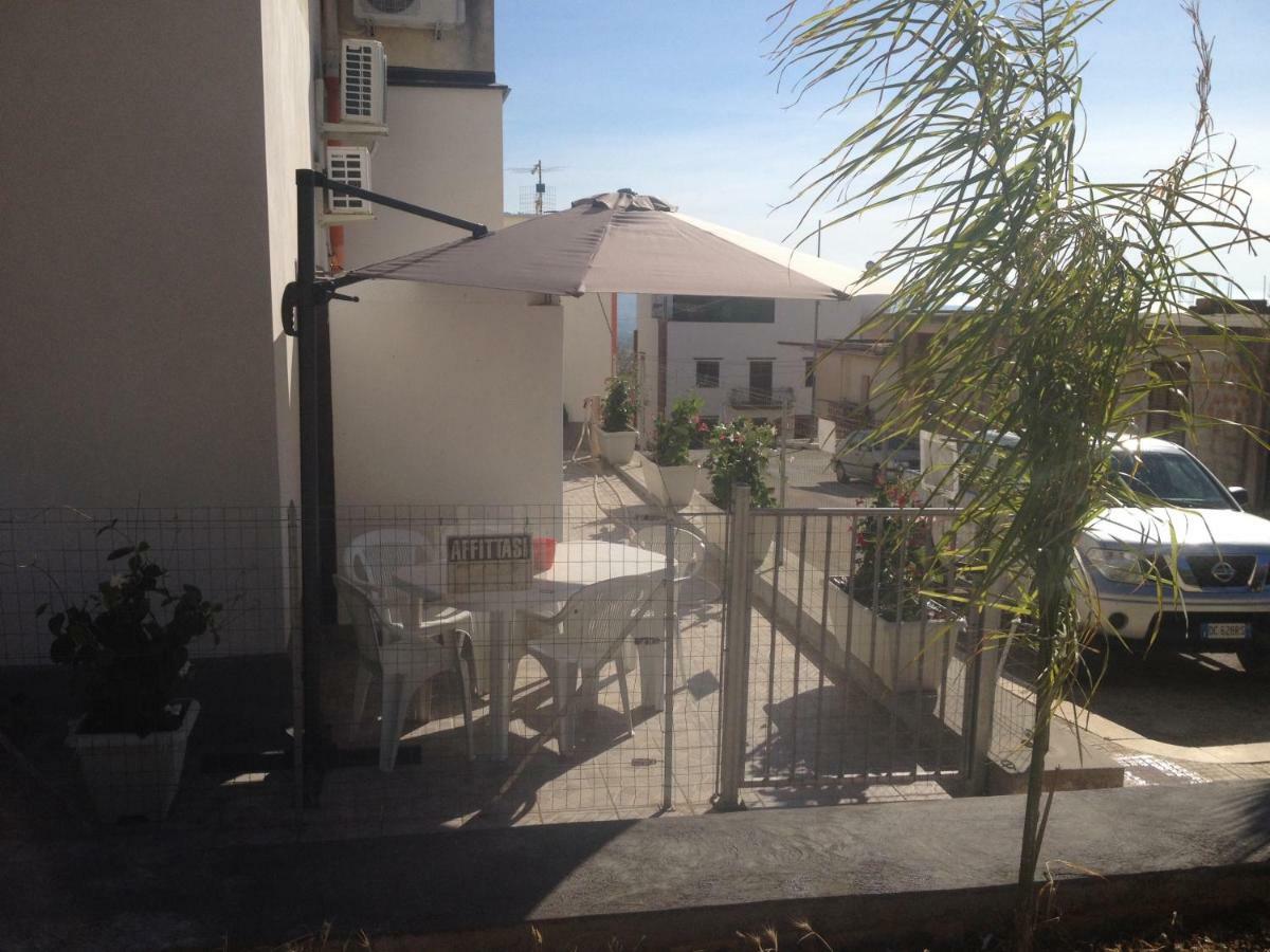 Casa Vacanza Nonna Sarina Custonaci Buitenkant foto