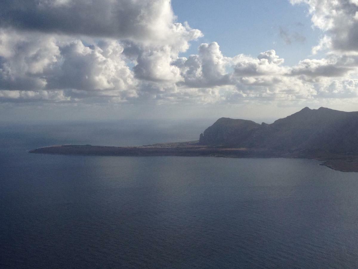Casa Vacanza Nonna Sarina Custonaci Buitenkant foto
